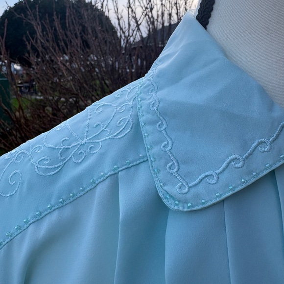 Vintage Mint Green Embroidered Blouse M - Picture 11 of 11